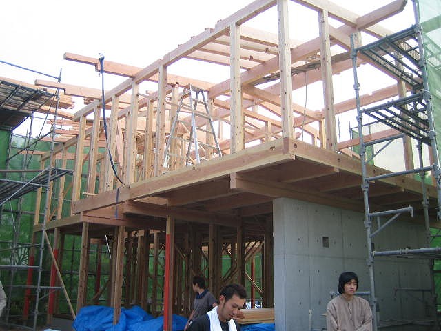 柱建て3｜矢野の家～新築