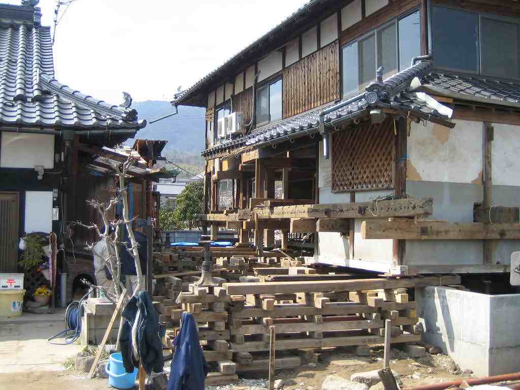 古民家を移動しています|廿日市の家~古民家再生