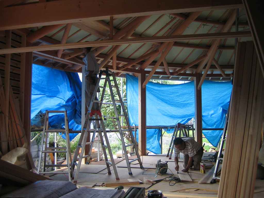 洋小屋組の仕組みがよく分かります|廿日市の家~古民家再生